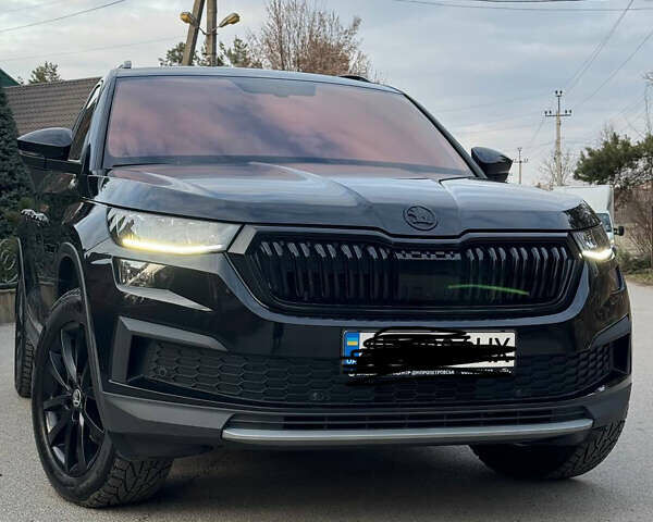 Чорний Шкода Kodiaq, об'ємом двигуна 0 л та пробігом 42 тис. км за 40000 $, фото 1 на Automoto.ua