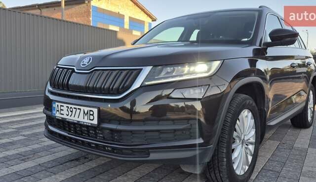 Коричневий Шкода Kodiaq, об'ємом двигуна 1.97 л та пробігом 49 тис. км за 35000 $, фото 1 на Automoto.ua