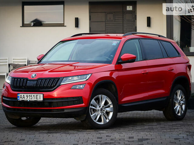 Красный Шкода Kodiaq, объемом двигателя 2 л и пробегом 68 тыс. км за 31999 $, фото 1 на Automoto.ua