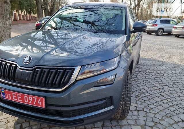 Сірий Шкода Kodiaq, об'ємом двигуна 2 л та пробігом 189 тис. км за 26100 $, фото 1 на Automoto.ua