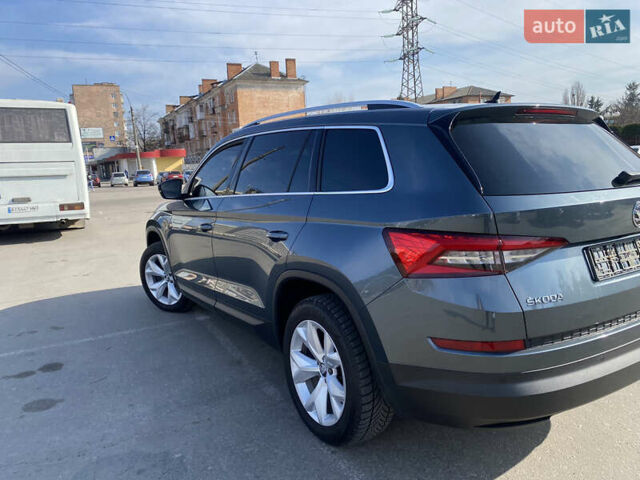 Серый Шкода Kodiaq, объемом двигателя 1.97 л и пробегом 180 тыс. км за 26000 $, фото 1 на Automoto.ua