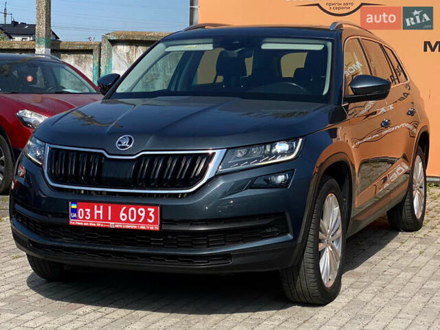 Серый Шкода Kodiaq, объемом двигателя 1.97 л и пробегом 248 тыс. км за 22950 $, фото 1 на Automoto.ua