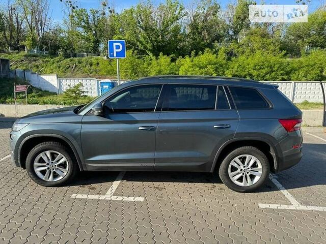 Сірий Шкода Kodiaq, об'ємом двигуна 1.97 л та пробігом 162 тис. км за 23000 $, фото 1 на Automoto.ua