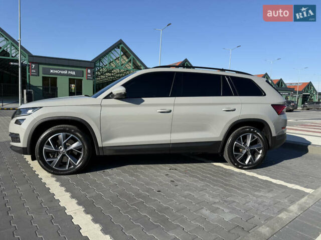 Серый Шкода Kodiaq, объемом двигателя 1.97 л и пробегом 215 тыс. км за 29700 $, фото 1 на Automoto.ua