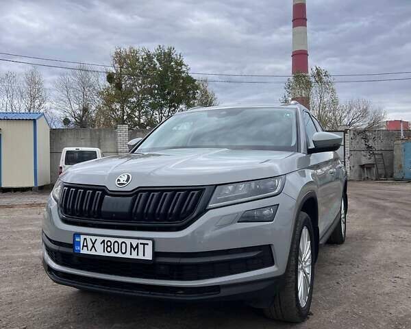 Серый Шкода Kodiaq, объемом двигателя 1.97 л и пробегом 283 тыс. км за 28200 $, фото 1 на Automoto.ua