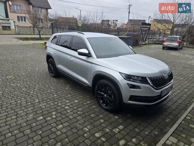 Серый Шкода Kodiaq, объемом двигателя 1.98 л и пробегом 215 тыс. км за 25300 $, фото 1 на Automoto.ua