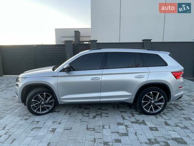 Серый Шкода Kodiaq, объемом двигателя 1.97 л и пробегом 185 тыс. км за 32500 $, фото 1 на Automoto.ua