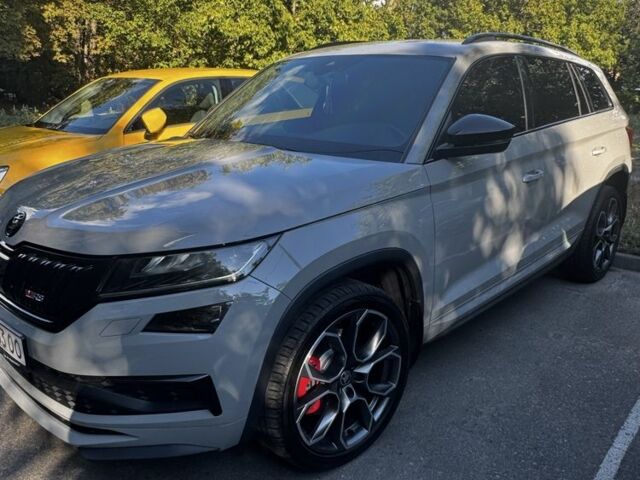 Шкода Kodiaq 2019 в Черкассах на Automoto.ua Серый Шкода Kodiaq, объемом двигателя 2 л и пробегом 200 тыс. км за 35700 $, фото 1 на Automoto.ua