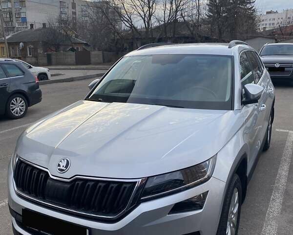 Сірий Шкода Kodiaq, об'ємом двигуна 1.97 л та пробігом 168 тис. км за 29000 $, фото 1 на Automoto.ua