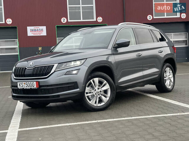 Серый Шкода Kodiaq, объемом двигателя 1.97 л и пробегом 227 тыс. км за 23999 $, фото 1 на Automoto.ua