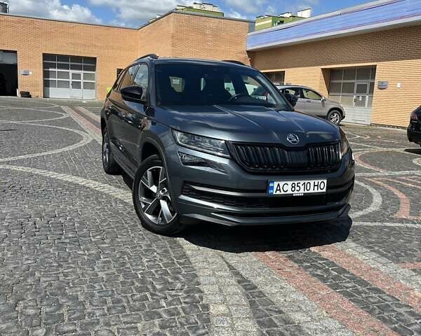 Серый Шкода Kodiaq, объемом двигателя 1.97 л и пробегом 170 тыс. км за 29000 $, фото 1 на Automoto.ua
