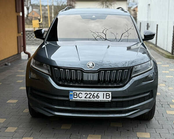 Сірий Шкода Kodiaq, об'ємом двигуна 1.97 л та пробігом 150 тис. км за 35350 $, фото 1 на Automoto.ua