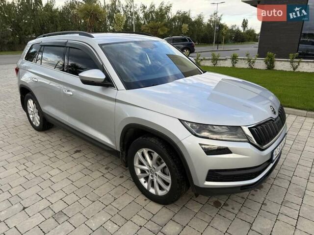 Серый Шкода Kodiaq, объемом двигателя 1.98 л и пробегом 92 тыс. км за 31000 $, фото 1 на Automoto.ua
