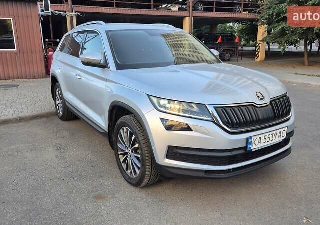 Серый Шкода Kodiaq, объемом двигателя 1.97 л и пробегом 136 тыс. км за 28500 $, фото 1 на Automoto.ua