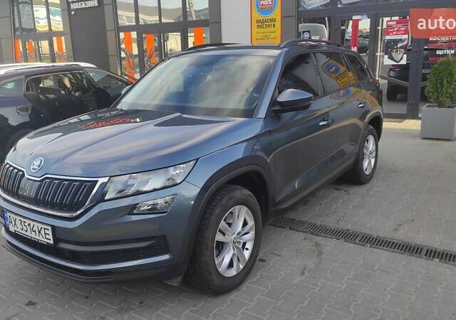Серый Шкода Kodiaq, объемом двигателя 2 л и пробегом 19 тыс. км за 33200 $, фото 1 на Automoto.ua