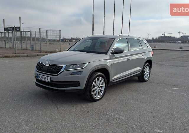 Серый Шкода Kodiaq, объемом двигателя 1.98 л и пробегом 110 тыс. км за 30000 $, фото 1 на Automoto.ua