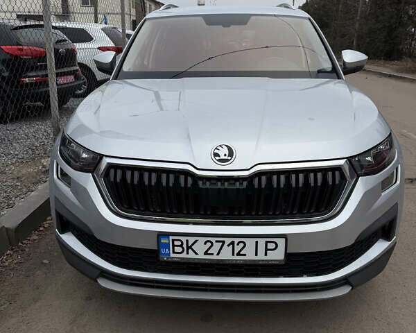 Сірий Шкода Kodiaq, об'ємом двигуна 2 л та пробігом 126 тис. км за 32100 $, фото 1 на Automoto.ua