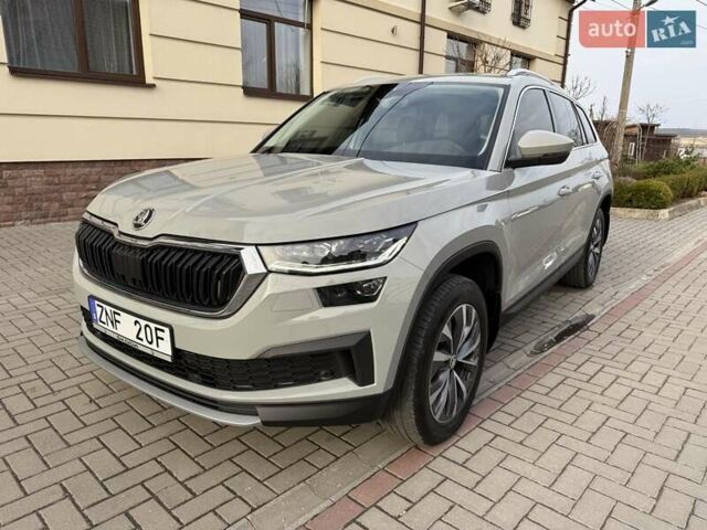 Серый Шкода Kodiaq, объемом двигателя 2 л и пробегом 107 тыс. км за 34600 $, фото 1 на Automoto.ua