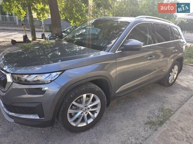 Сірий Шкода Kodiaq, об'ємом двигуна 1.97 л та пробігом 41 тис. км за 38000 $, фото 1 на Automoto.ua