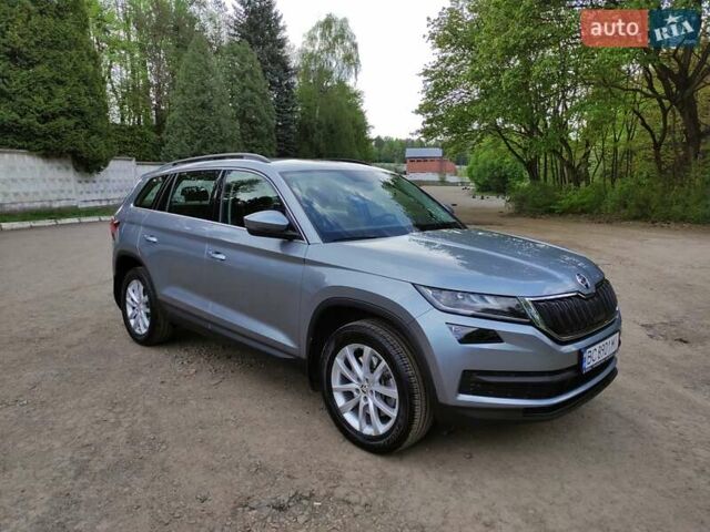 Серый Шкода Kodiaq, объемом двигателя 1.98 л и пробегом 39 тыс. км за 32800 $, фото 1 на Automoto.ua