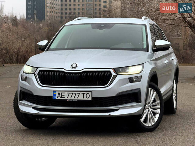 Сірий Шкода Kodiaq, об'ємом двигуна 1.5 л та пробігом 70 тис. км за 32500 $, фото 1 на Automoto.ua