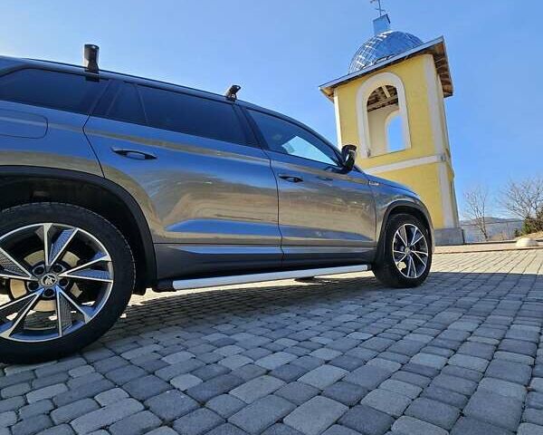 Серый Шкода Kodiaq, объемом двигателя 1.98 л и пробегом 81 тыс. км за 35500 $, фото 1 на Automoto.ua