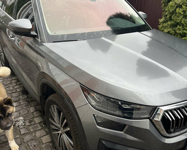 Сірий Шкода Kodiaq, об'ємом двигуна 2 л та пробігом 2 тис. км за 45500 $, фото 1 на Automoto.ua