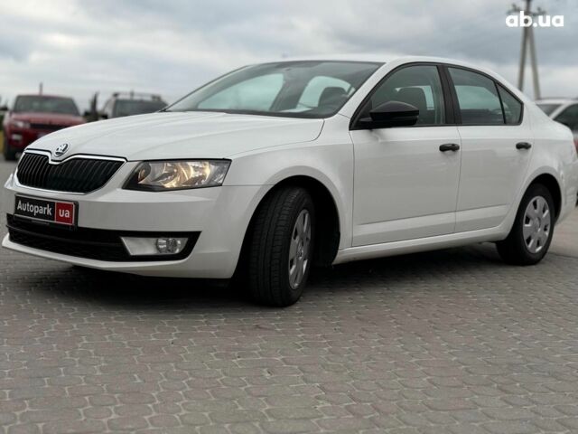 Білий Шкода Octavia A7, об'ємом двигуна 1.2 л та пробігом 270 тис. км за 8990 $, фото 1 на Automoto.ua