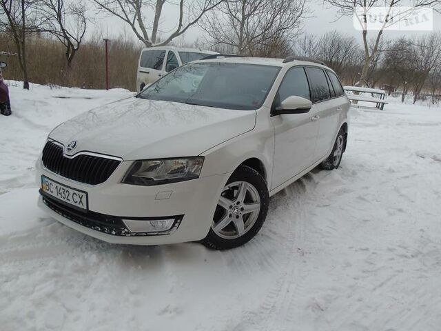 Белый Шкода Octavia A7, объемом двигателя 1.6 л и пробегом 180 тыс. км за 14999 $, фото 1 на Automoto.ua