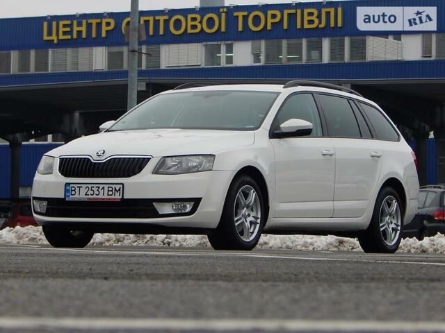 Білий Шкода Octavia A7, об'ємом двигуна 1.6 л та пробігом 105 тис. км за 12750 $, фото 1 на Automoto.ua