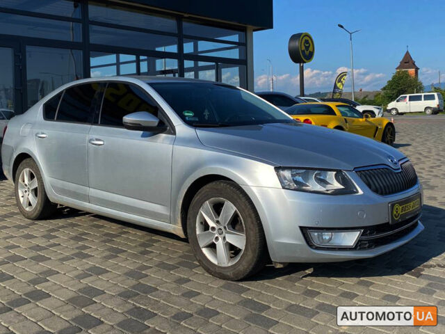 Серый Шкода Octavia A7, объемом двигателя 1.6 л и пробегом 286 тыс. км за 11500 $, фото 1 на Automoto.ua