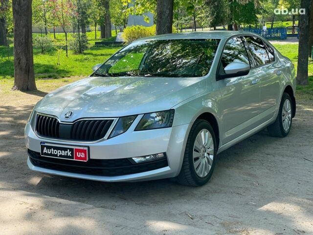 Сірий Шкода Octavia A7, об'ємом двигуна 1.4 л та пробігом 197 тис. км за 11790 $, фото 1 на Automoto.ua