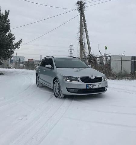 Серый Шкода Octavia A7, объемом двигателя 2 л и пробегом 216 тыс. км за 16200 $, фото 1 на Automoto.ua