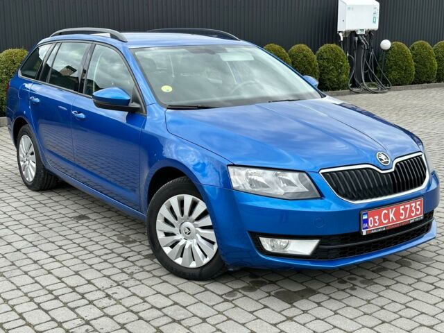 Синий Шкода Octavia A7, объемом двигателя 1.6 л и пробегом 177 тыс. км за 13550 $, фото 1 на Automoto.ua