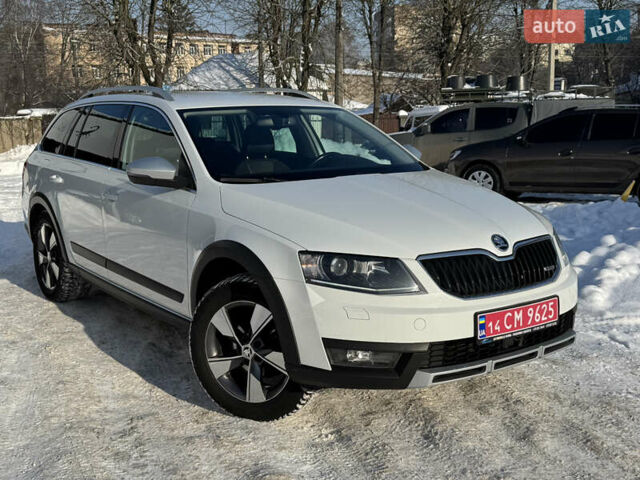 Білий Шкода Octavia Scout, об'ємом двигуна 2 л та пробігом 230 тис. км за 12900 $, фото 1 на Automoto.ua