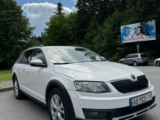 Білий Шкода Octavia Scout, об'ємом двигуна 1.8 л та пробігом 284 тис. км за 11300 $, фото 1 на Automoto.ua