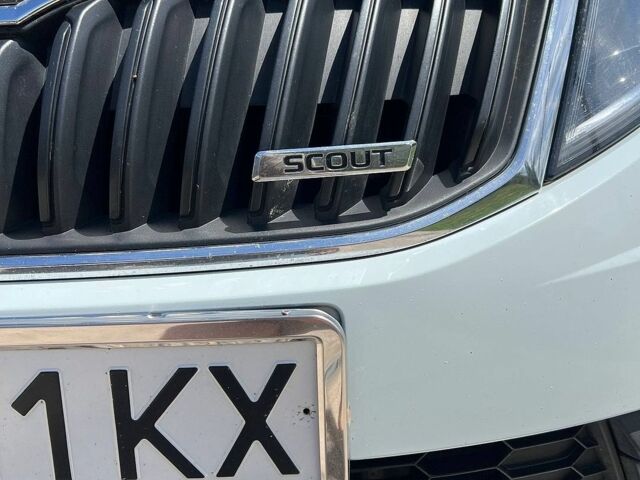 Білий Шкода Octavia Scout, об'ємом двигуна 1.97 л та пробігом 227 тис. км за 19000 $, фото 1 на Automoto.ua