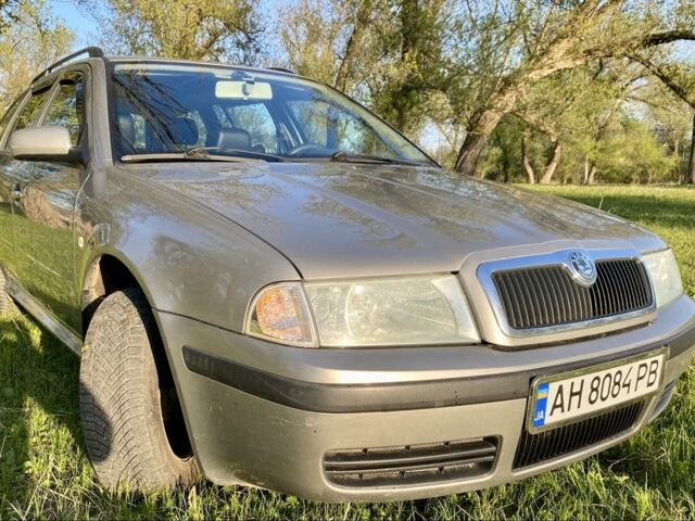 Бежевий Шкода Octavia Scout, об'ємом двигуна 1.8 л та пробігом 226 тис. км за 5999 $, фото 1 на Automoto.ua