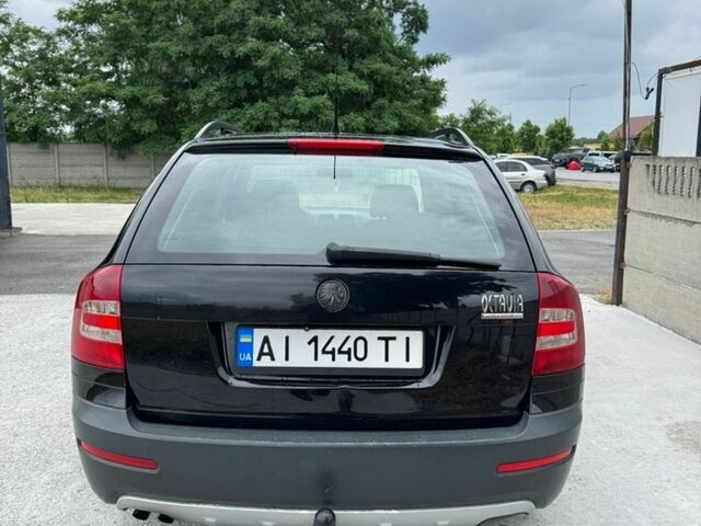 Чорний Шкода Octavia Scout, об'ємом двигуна 2 л та пробігом 270 тис. км за 5500 $, фото 1 на Automoto.ua
