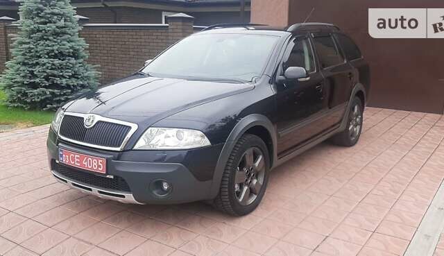 Чорний Шкода Octavia Scout, об'ємом двигуна 2 л та пробігом 253 тис. км за 9350 $, фото 1 на Automoto.ua