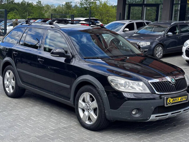 Чорний Шкода Octavia Scout, об'ємом двигуна 2 л та пробігом 293 тис. км за 9400 $, фото 1 на Automoto.ua