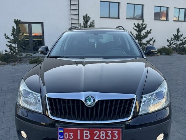 Черный Шкода Октавия Скаут, объемом двигателя 1.8 л и пробегом 170 тыс. км за 9300 $, фото 1 на Automoto.ua