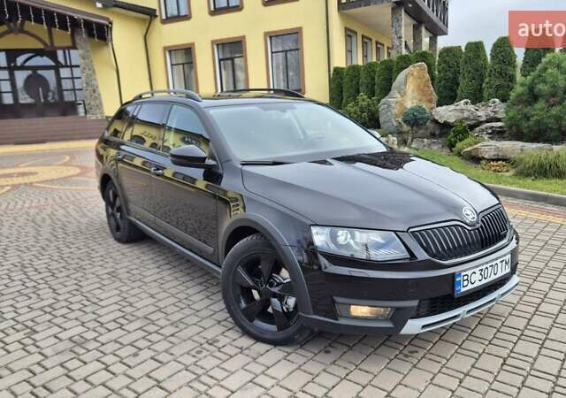 Чорний Шкода Octavia Scout, об'ємом двигуна 2 л та пробігом 295 тис. км за 14900 $, фото 1 на Automoto.ua