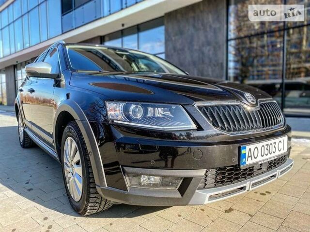 Чорний Шкода Octavia Scout, об'ємом двигуна 2 л та пробігом 200 тис. км за 19850 $, фото 1 на Automoto.ua