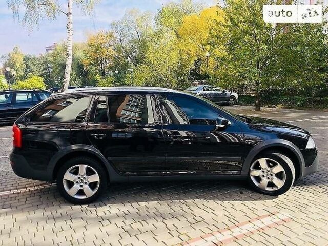 Чорний Шкода Octavia Scout, об'ємом двигуна 2 л та пробігом 178 тис. км за 7850 $, фото 1 на Automoto.ua