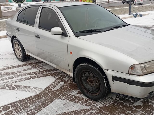 Сірий Шкода Octavia Scout, об'ємом двигуна 1.6 л та пробігом 2 тис. км за 2600 $, фото 1 на Automoto.ua
