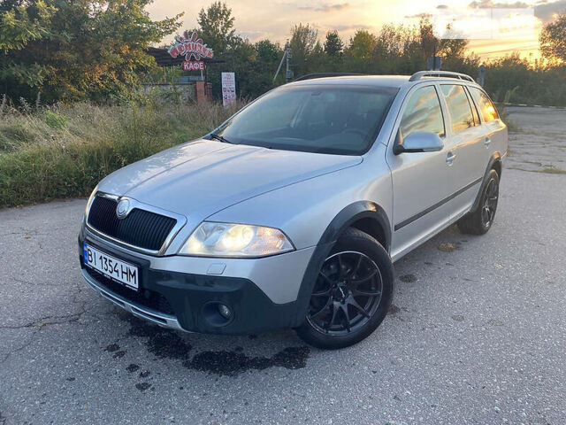 Сірий Шкода Octavia Scout, об'ємом двигуна 2 л та пробігом 287 тис. км за 6900 $, фото 1 на Automoto.ua