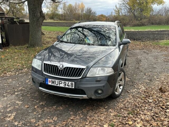 Сірий Шкода Octavia Scout, об'ємом двигуна 2 л та пробігом 281 тис. км за 3500 $, фото 1 на Automoto.ua