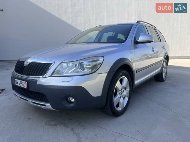 Сірий Шкода Octavia Scout, об'ємом двигуна 1.8 л та пробігом 226 тис. км за 7700 $, фото 1 на Automoto.ua