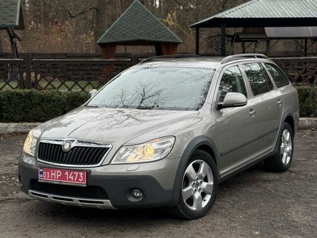Сірий Шкода Octavia Scout, об'ємом двигуна 1.8 л та пробігом 200 тис. км за 8300 $, фото 1 на Automoto.ua